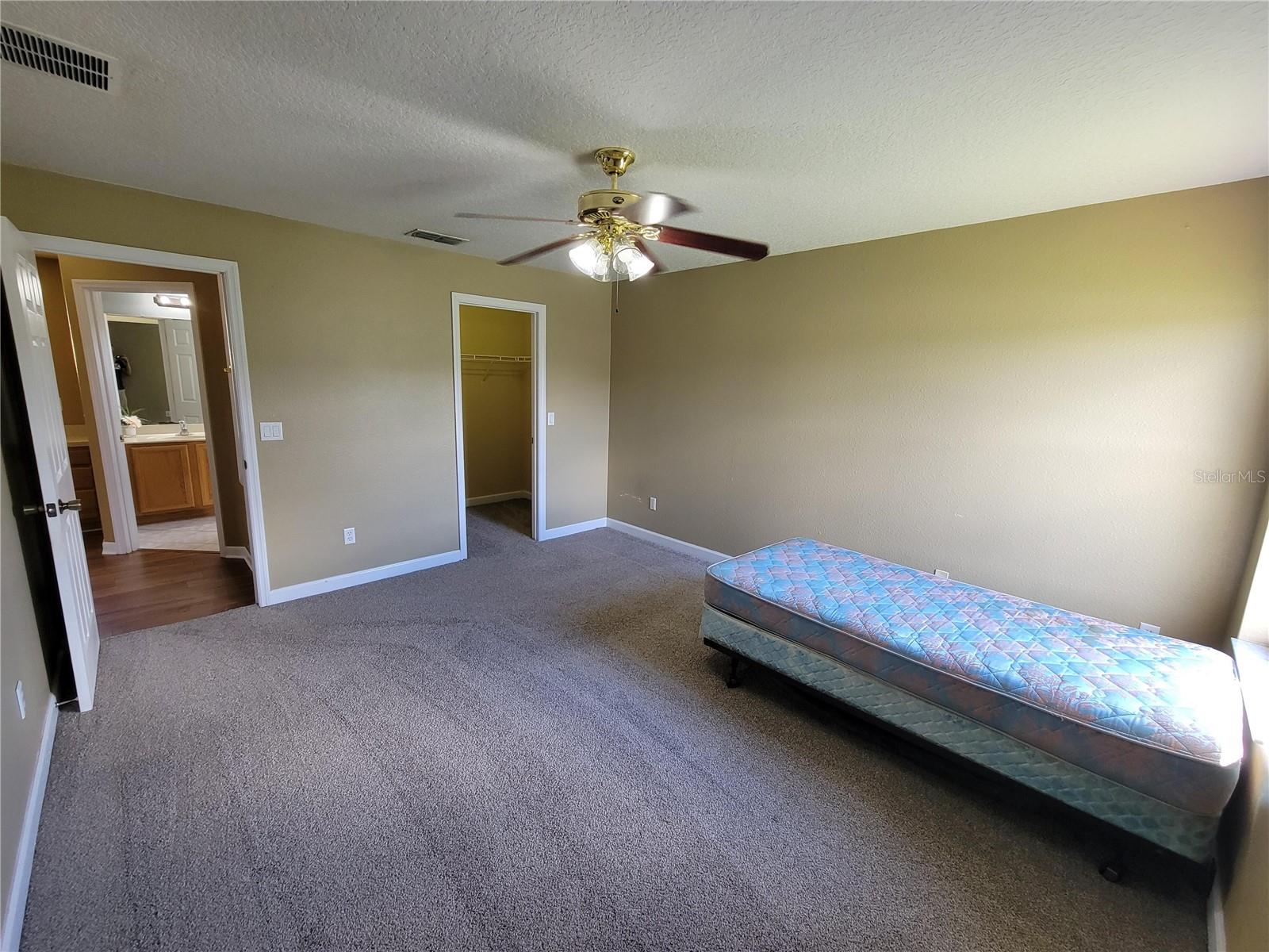 FELLS COVE UNITS 3-4 PH 2 - Residential