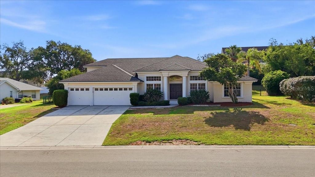 Photo of 5628 Woodwind Hills Drive, Lakeland, FL 33812 (MLS # A4693531)