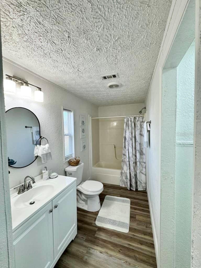 BELLEVIEW HILLS ESTATE - Residential