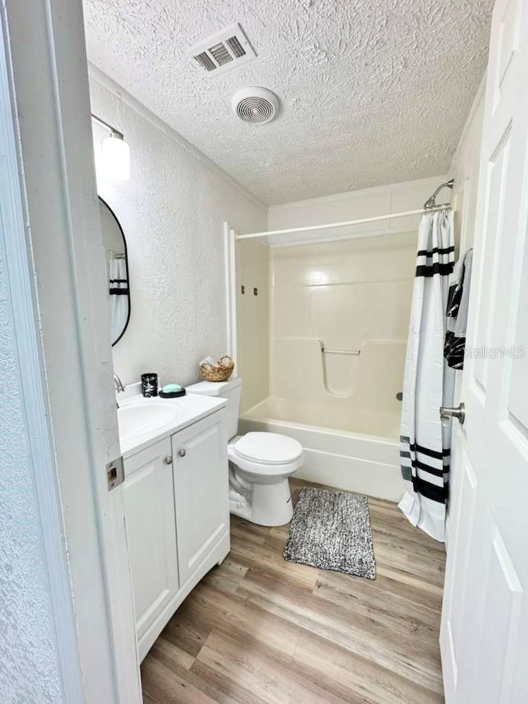 BELLEVIEW HILLS ESTATE - Residential