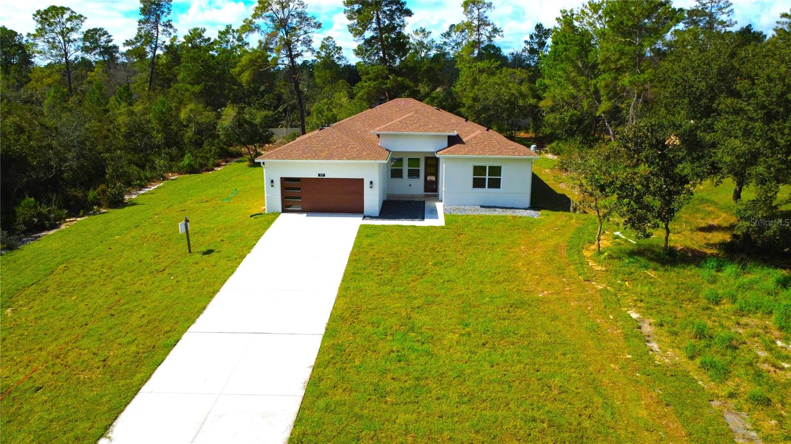 ROYAL TRAILS UNIT NO 1 - Residential