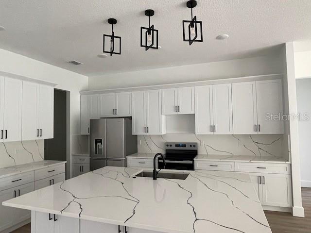 ROYAL TRAILS UNIT NO 1 - Residential