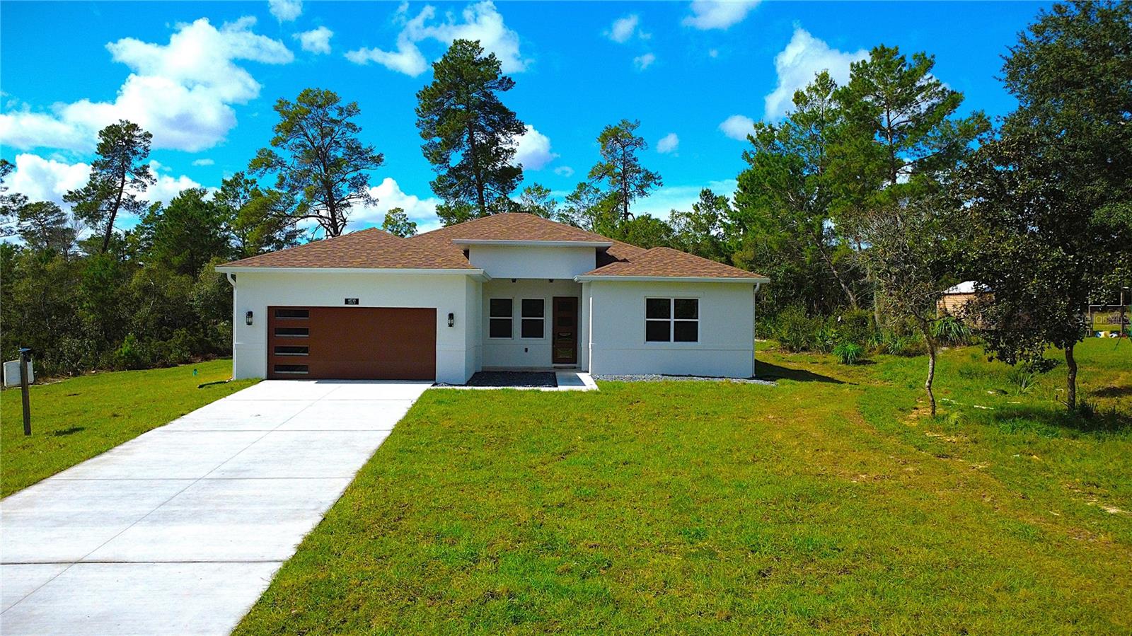 ROYAL TRAILS UNIT NO 1 - Residential