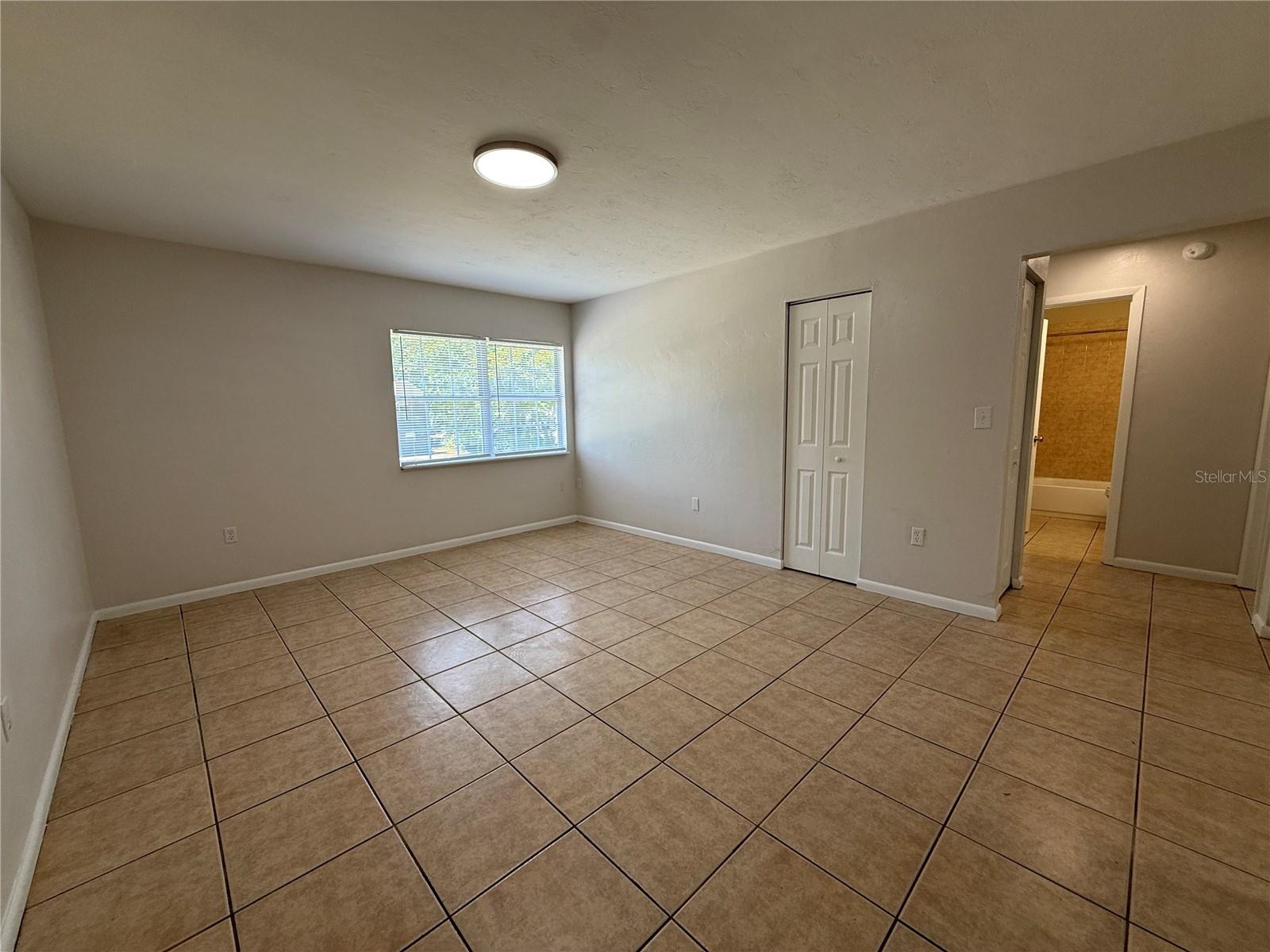 6104 SW 12TH PLACE 3