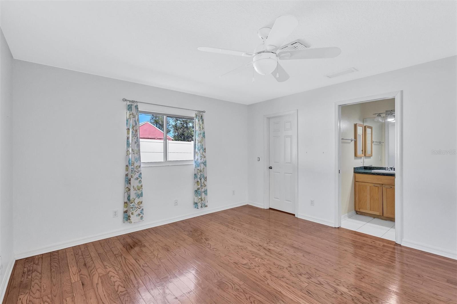 SOUTH VENICE UNIT 34 - Residential
