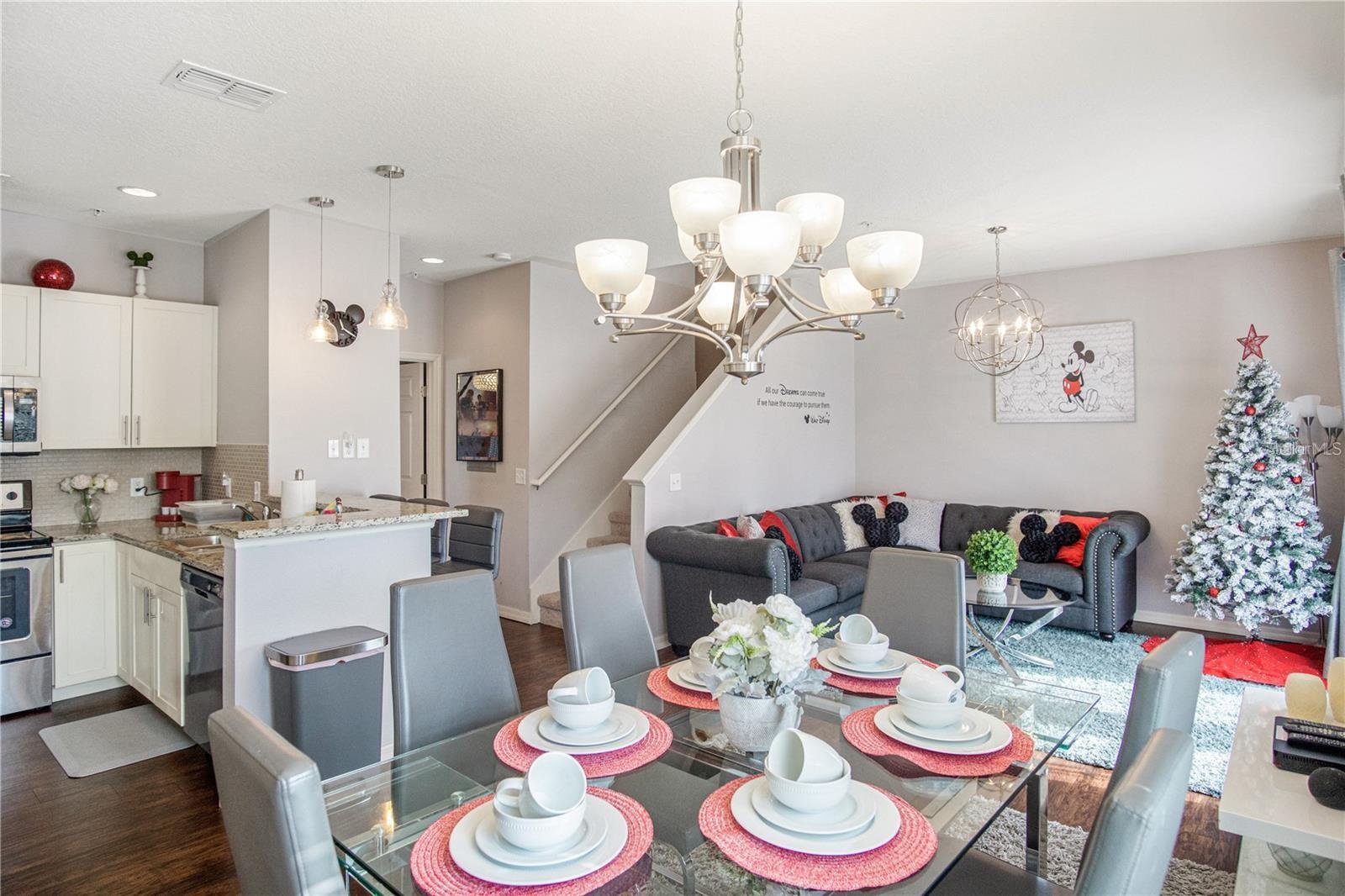 WEST LUCAYA VILLAGE - Residential