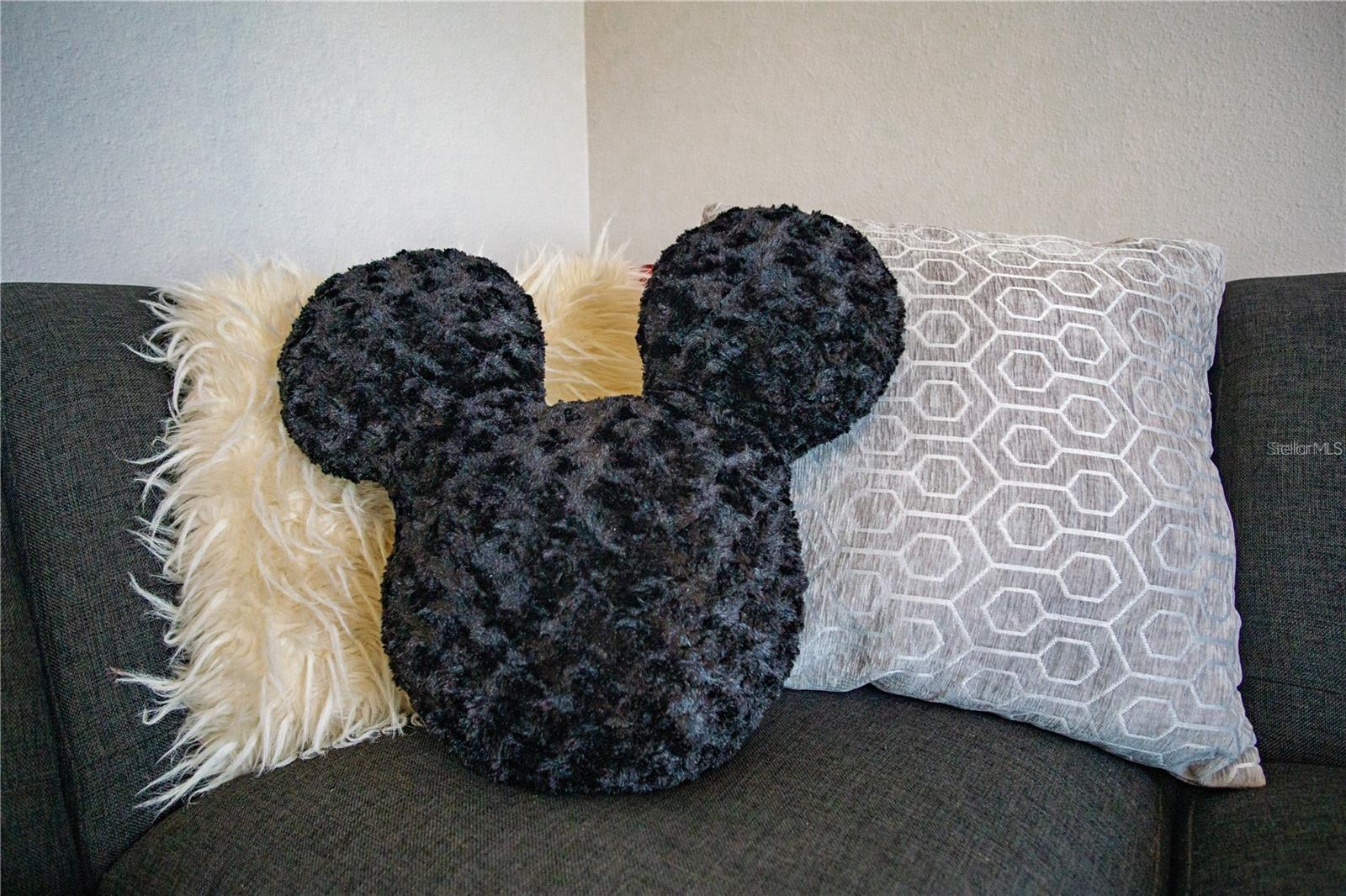 WEST LUCAYA VILLAGE - Residential