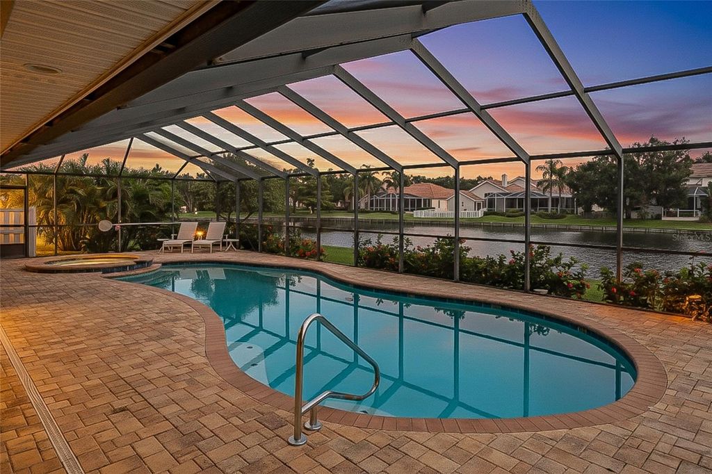 Photo of 1080 Water Oak Court NE, St Petersburg, FL 33703 (MLS # TB8438988)
