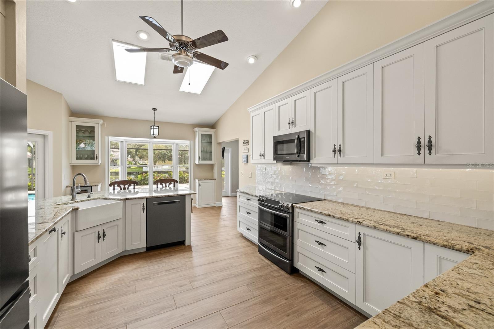 PLACIDO BAYOU - Residential
