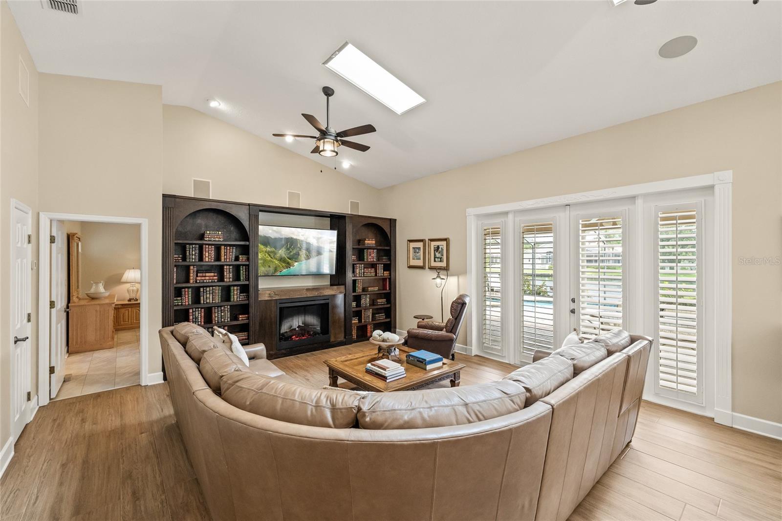 PLACIDO BAYOU - Residential