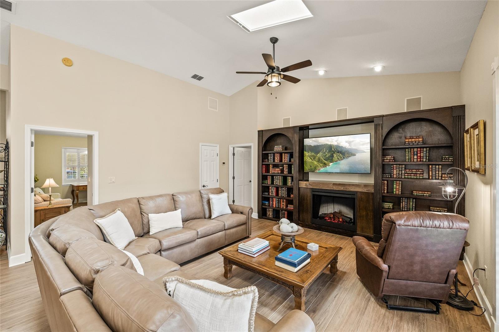 PLACIDO BAYOU - Residential