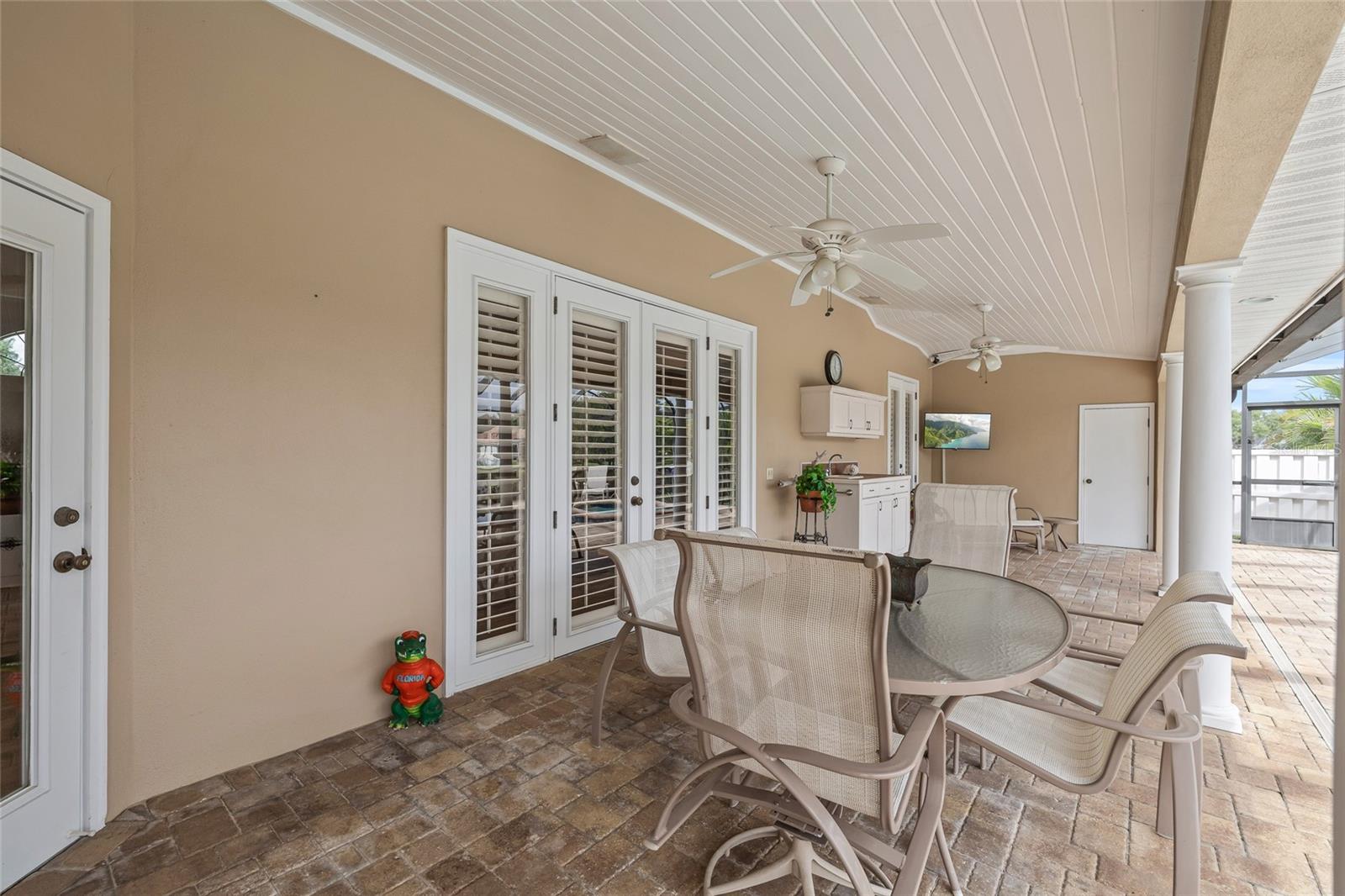 PLACIDO BAYOU - Residential