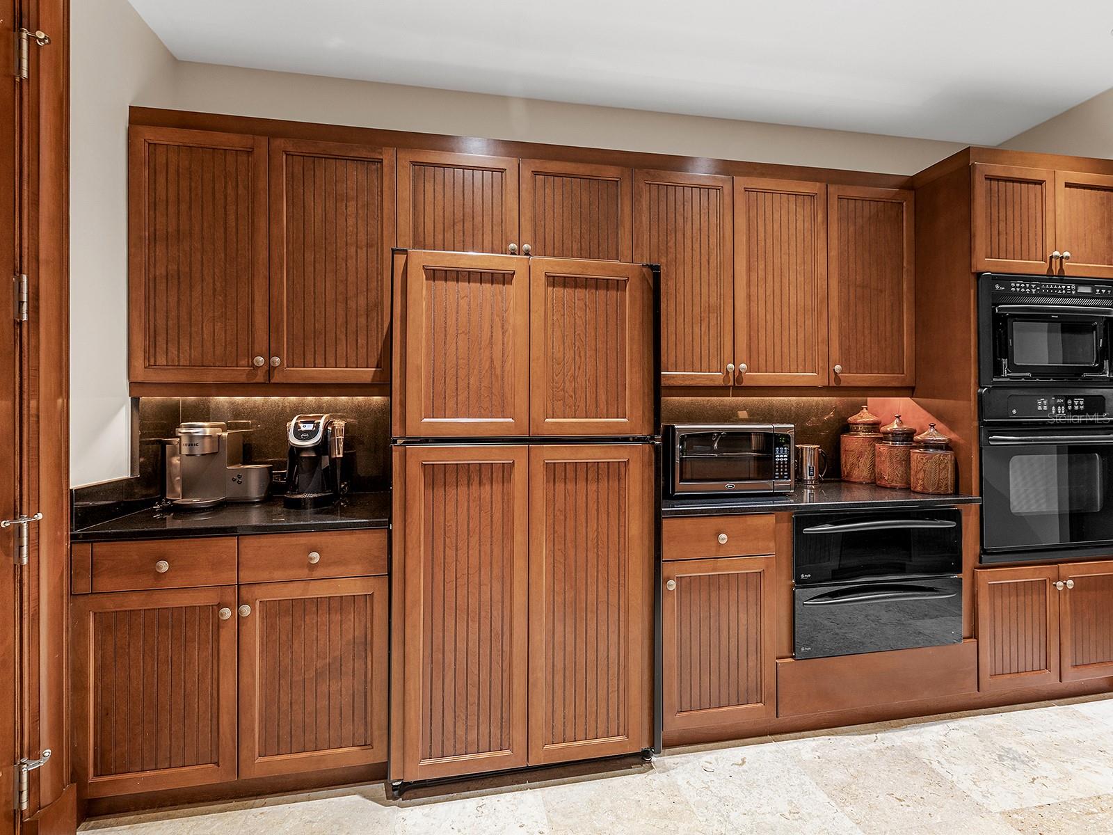 ORCHID BEACH CLUB RESIDENCES - Residential