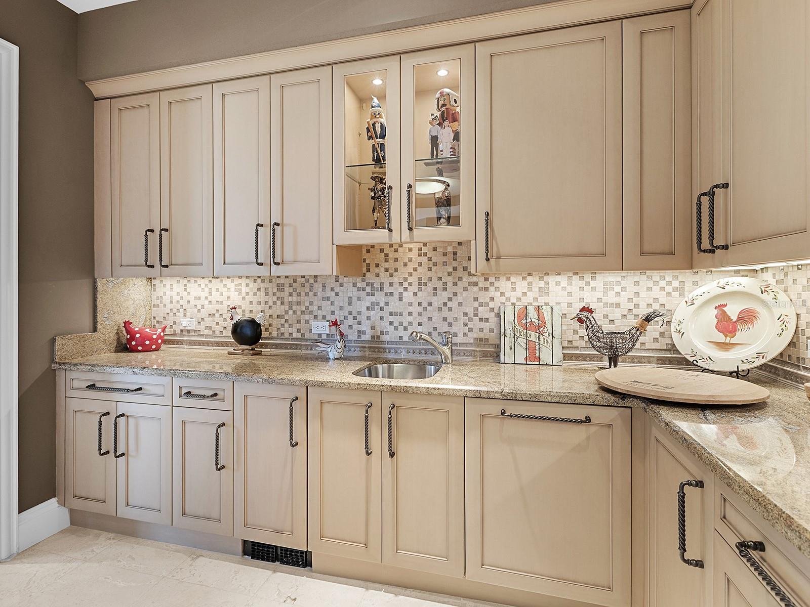 ORCHID BEACH CLUB RESIDENCES - Residential