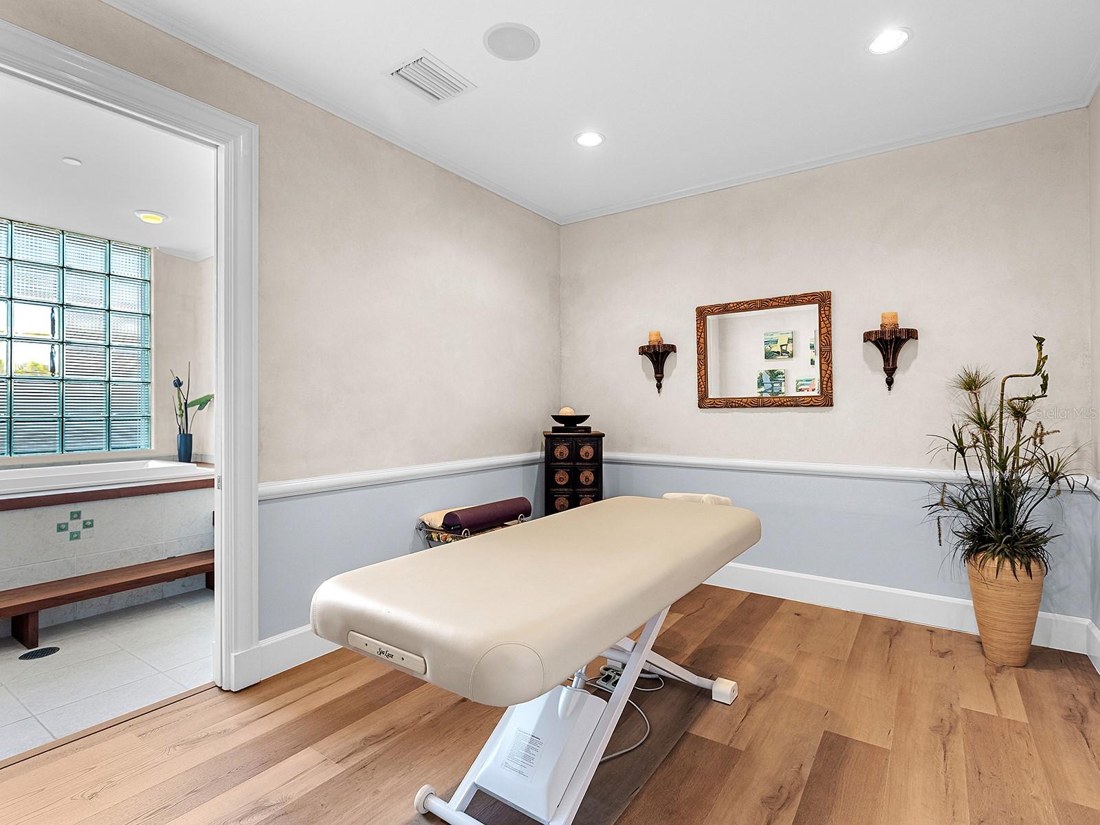 ORCHID BEACH CLUB RESIDENCES - Residential