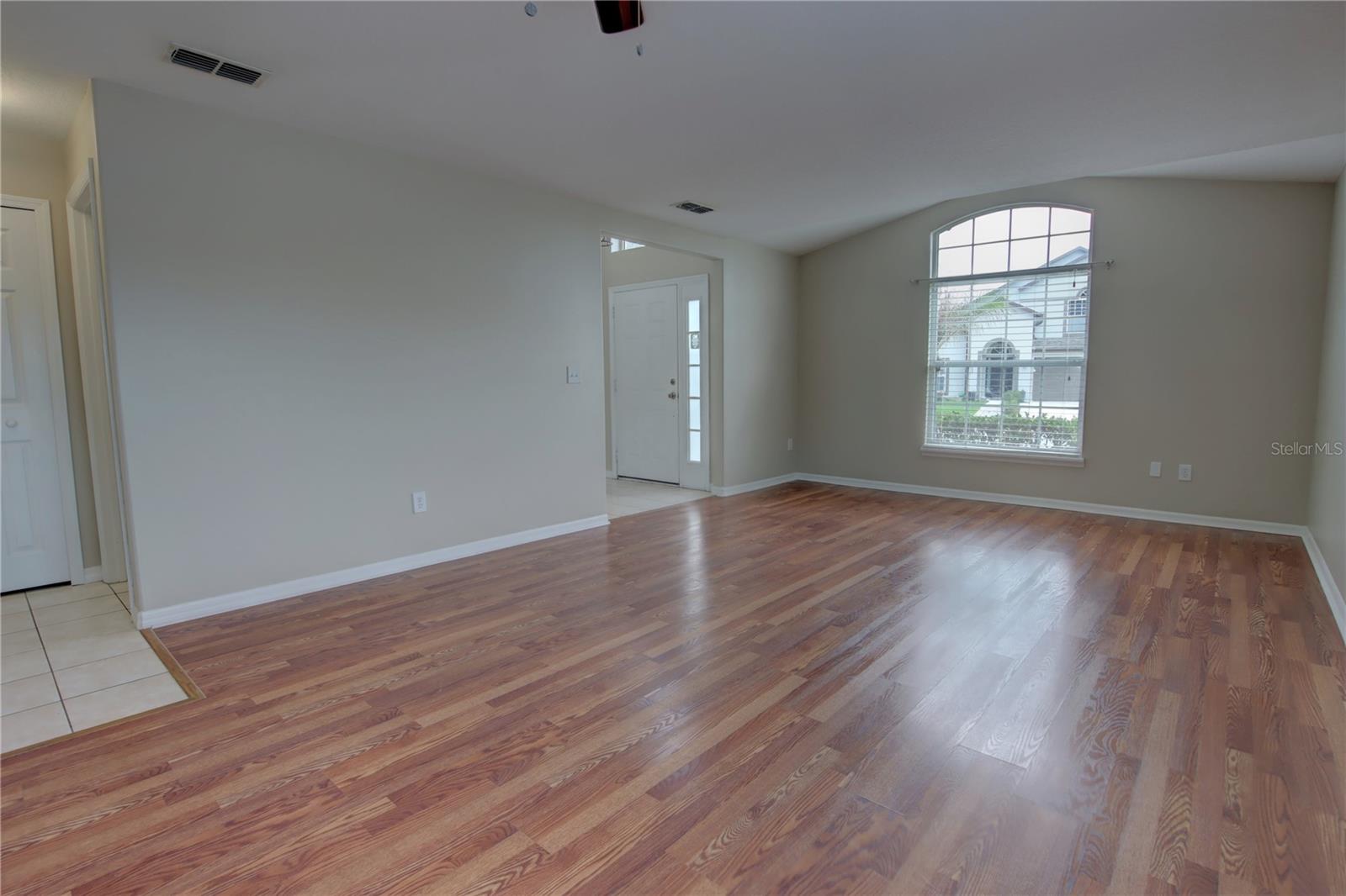 CHASE GROVES UNIT 3 - Residential