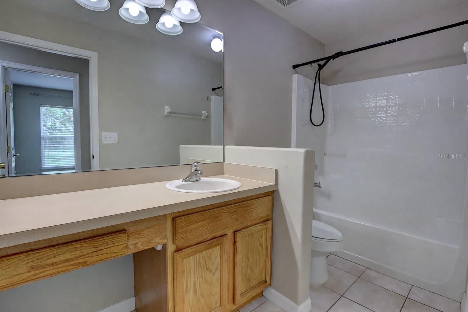 CHASE GROVES UNIT 3 - Residential