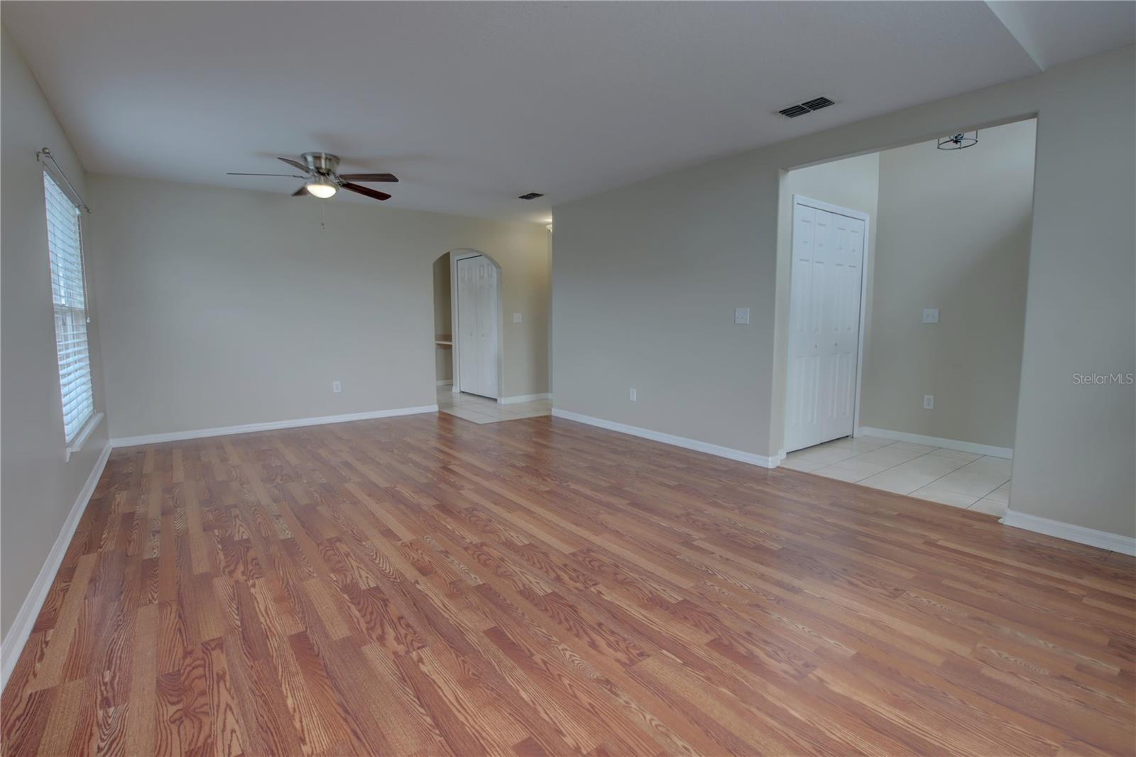 CHASE GROVES UNIT 3 - Residential