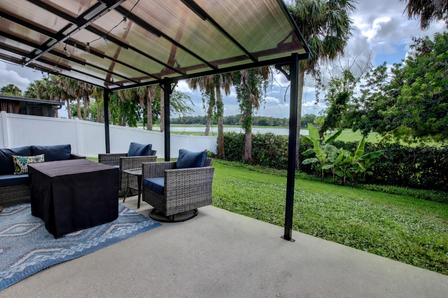 305 FAIRFIELD DRIVE