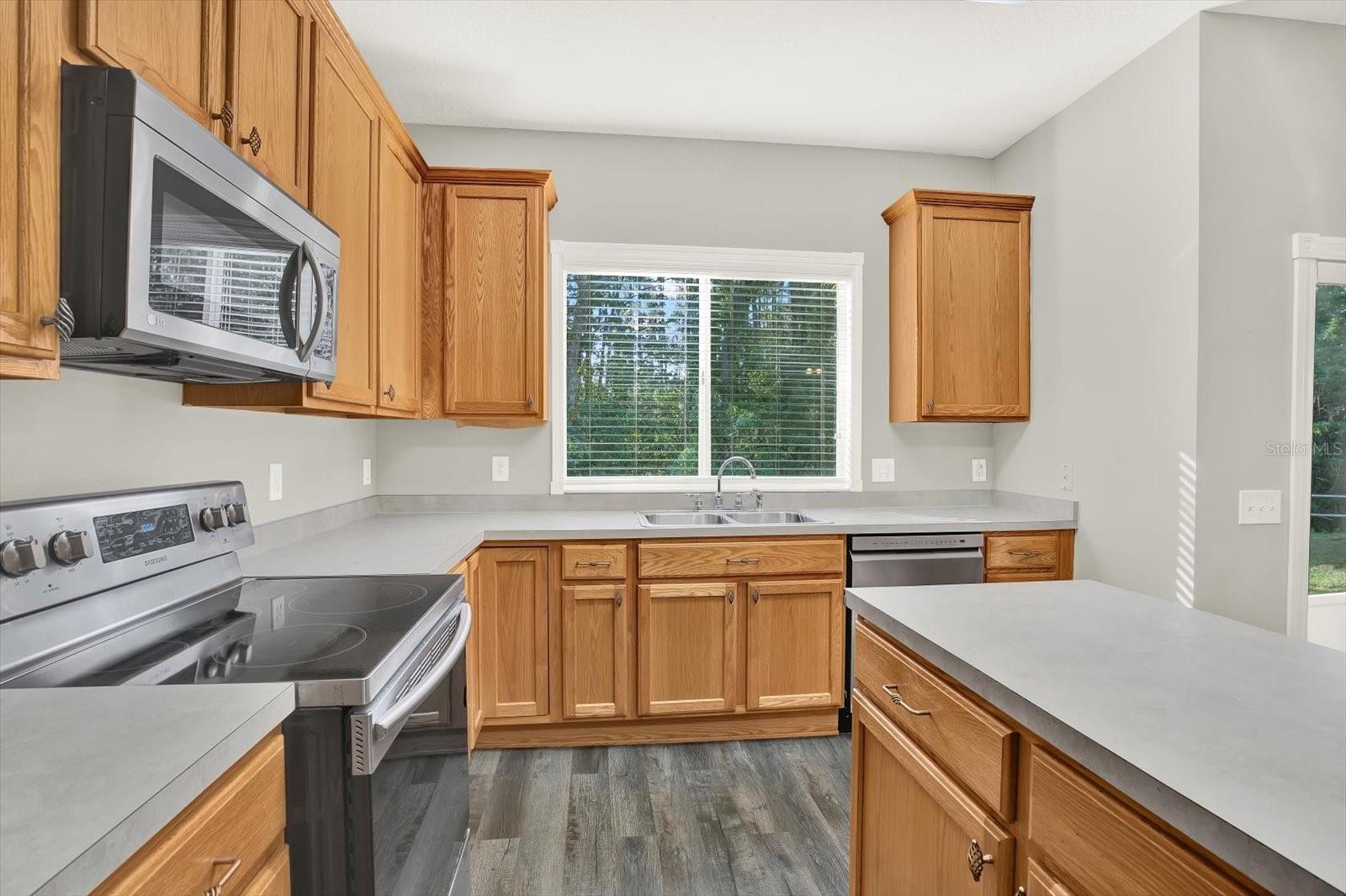 BALLANTRAE - Residential