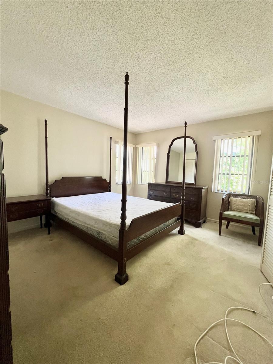 RUSTLEWOOD AT COUNTRYSIDE CONDO - Residential