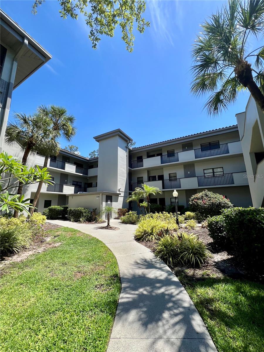 RUSTLEWOOD AT COUNTRYSIDE CONDO - Residential