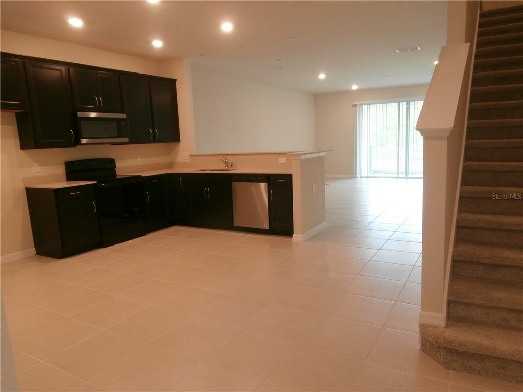 Photo of 3527 Plainview Drive, Orlando, FL 32824 (MLS # O6449402)