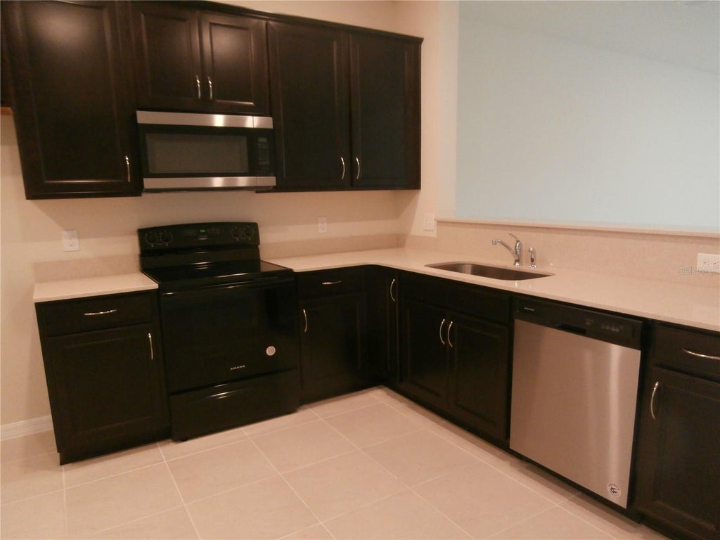 Photo of 3527 Plainview Drive, Orlando, FL 32824 (MLS # O6449402)