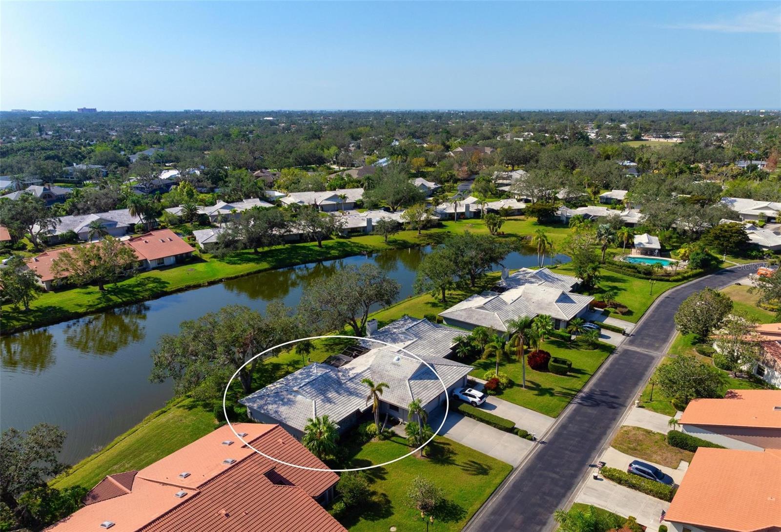 LAKESHORE VILLAGE SOUTH - Residential