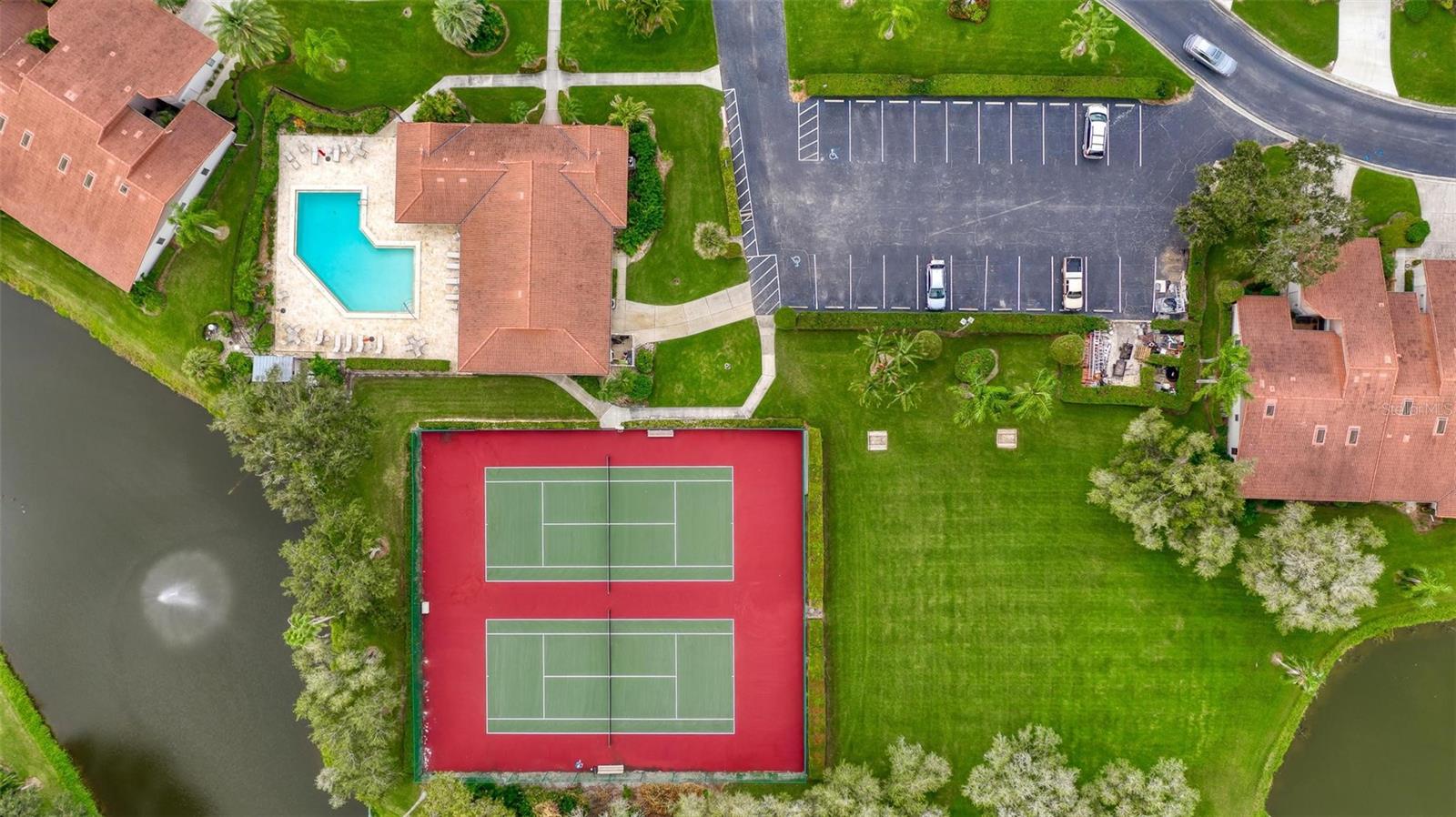 LAKESHORE VILLAGE SOUTH - Residential