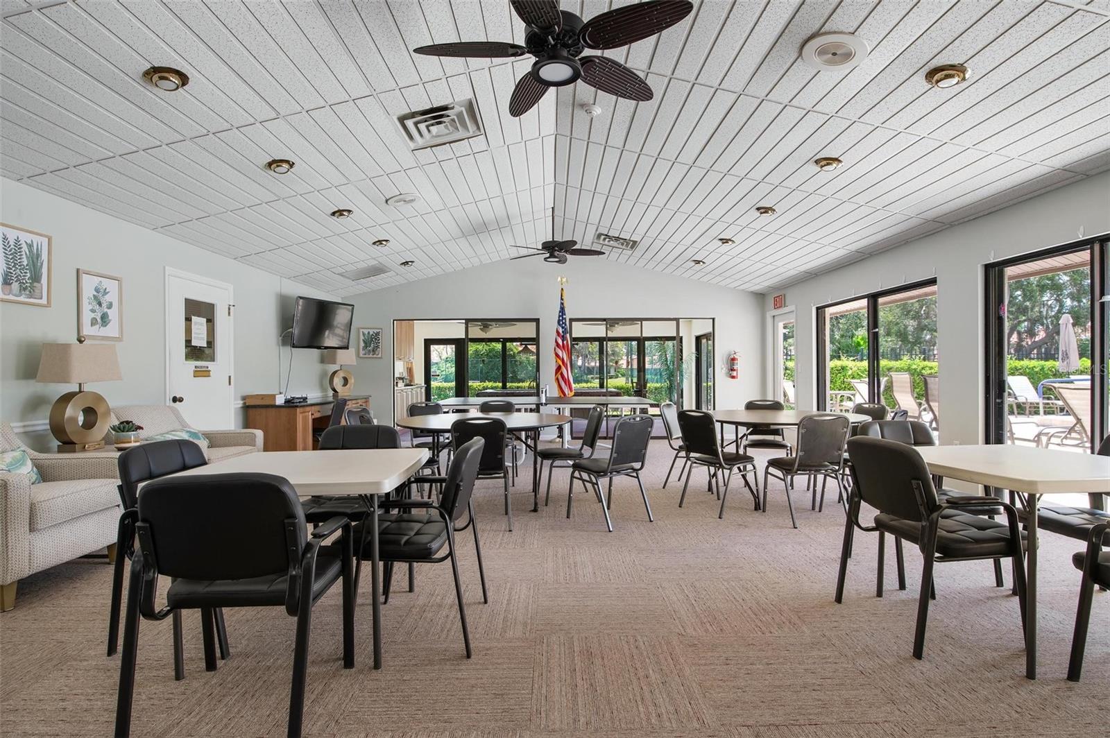 LAKESHORE VILLAGE SOUTH - Residential