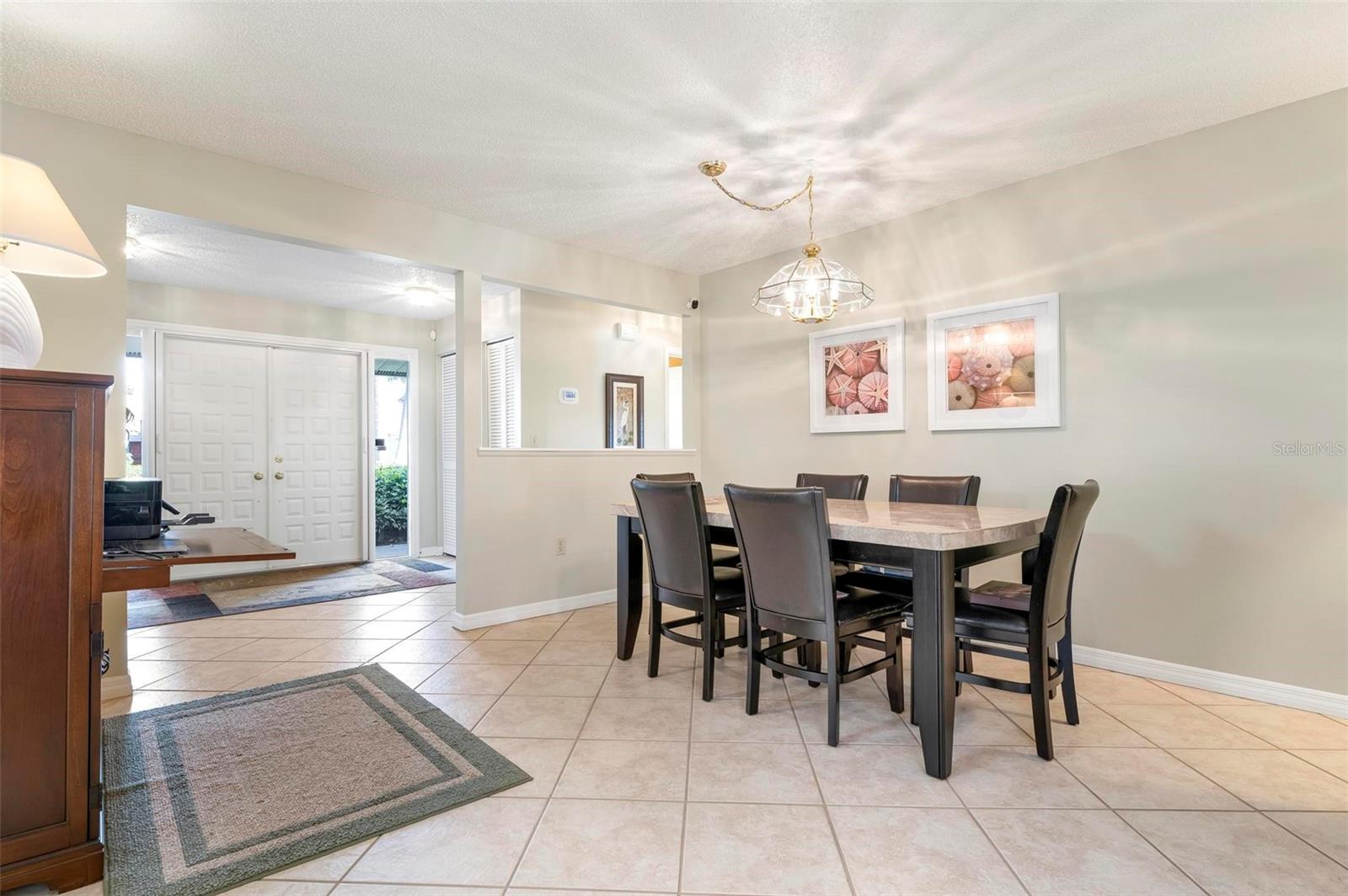 LAKESHORE VILLAGE SOUTH - Residential