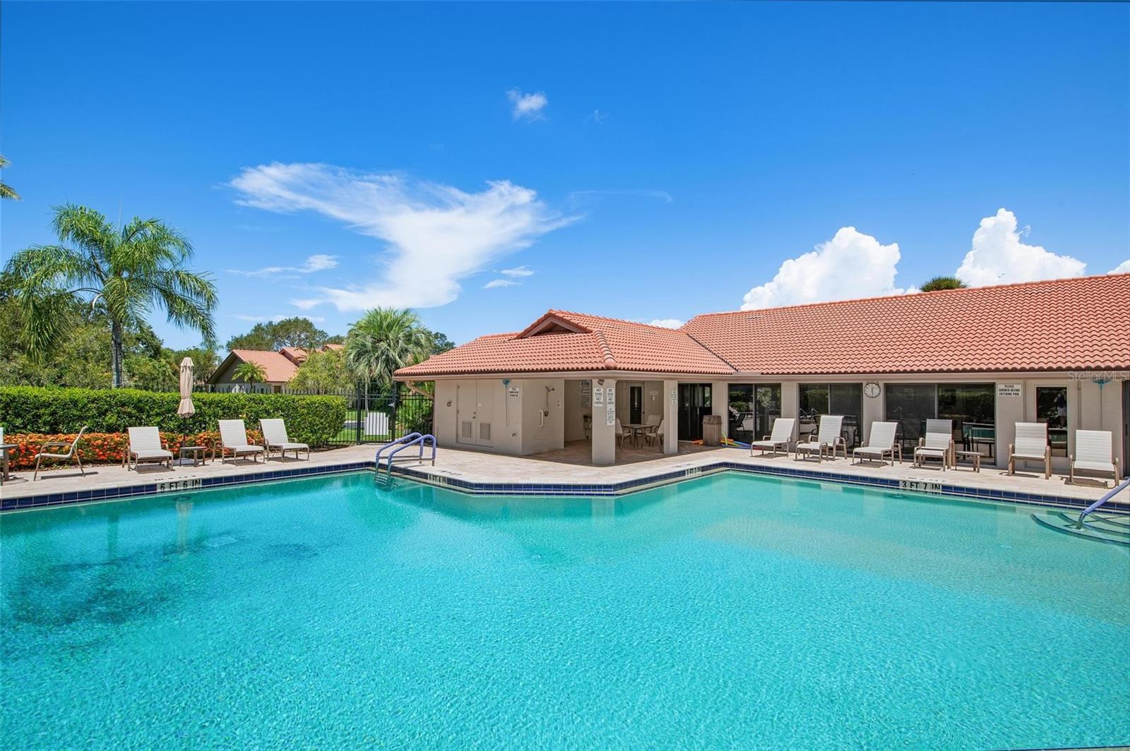 LAKESHORE VILLAGE SOUTH - Residential