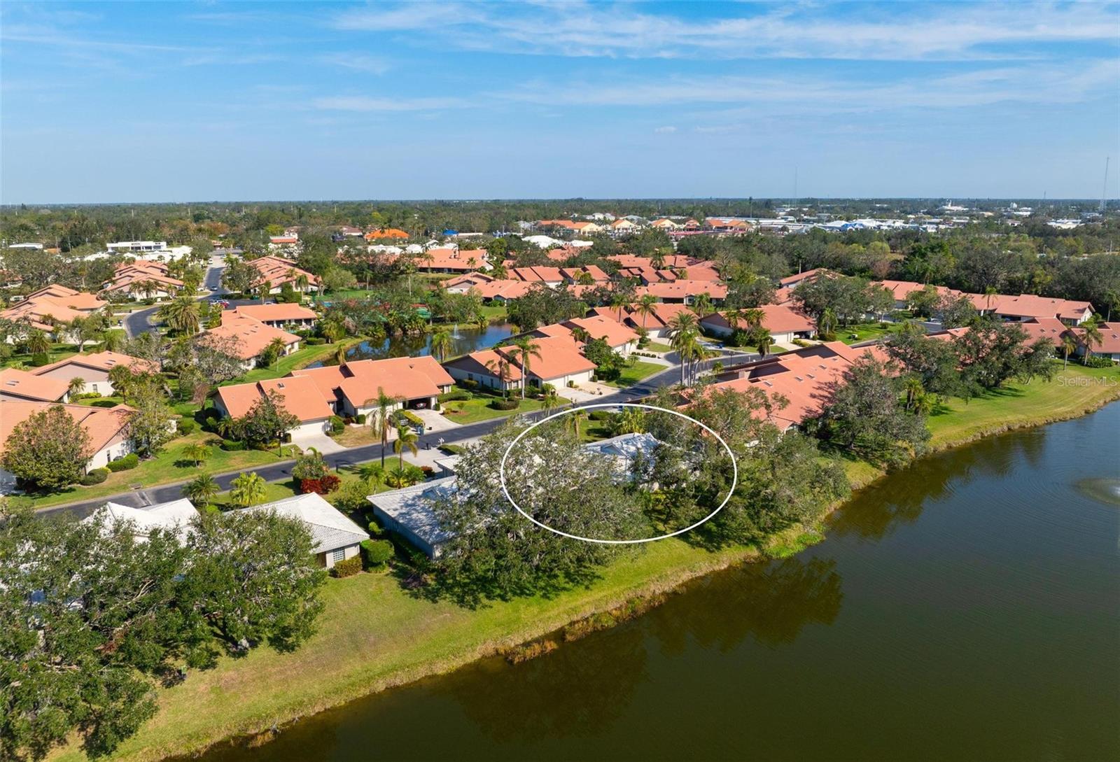 LAKESHORE VILLAGE SOUTH - Residential