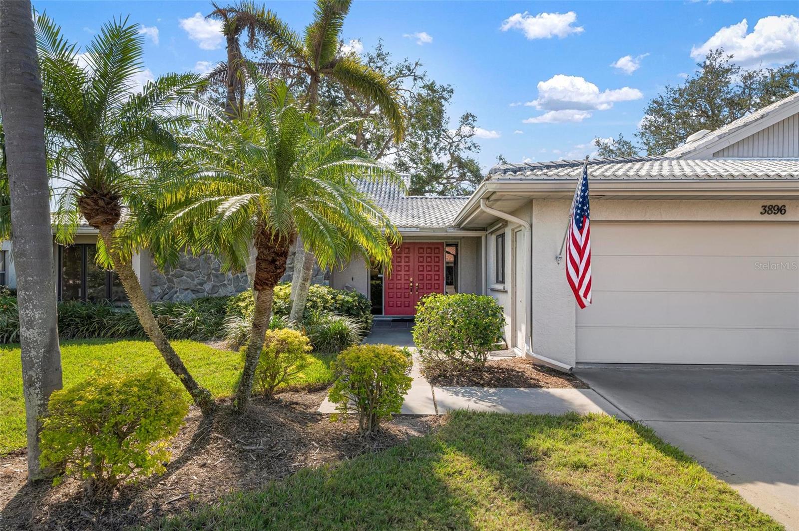 3896 WILSHIRE DRIVE 11