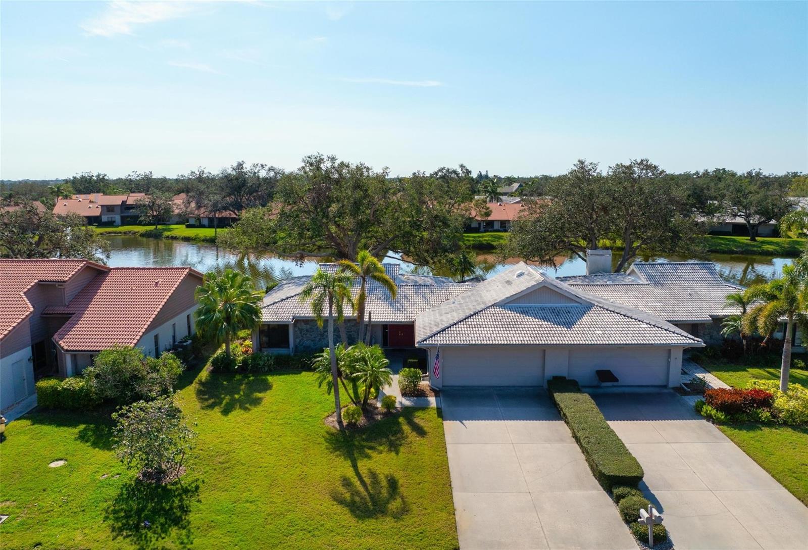 LAKESHORE VILLAGE SOUTH - Residential