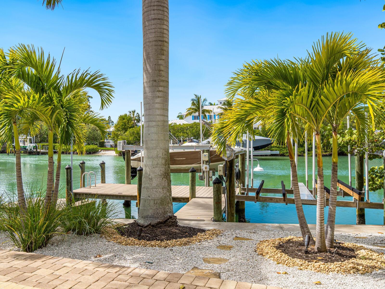 BAY ISLAND - Residential