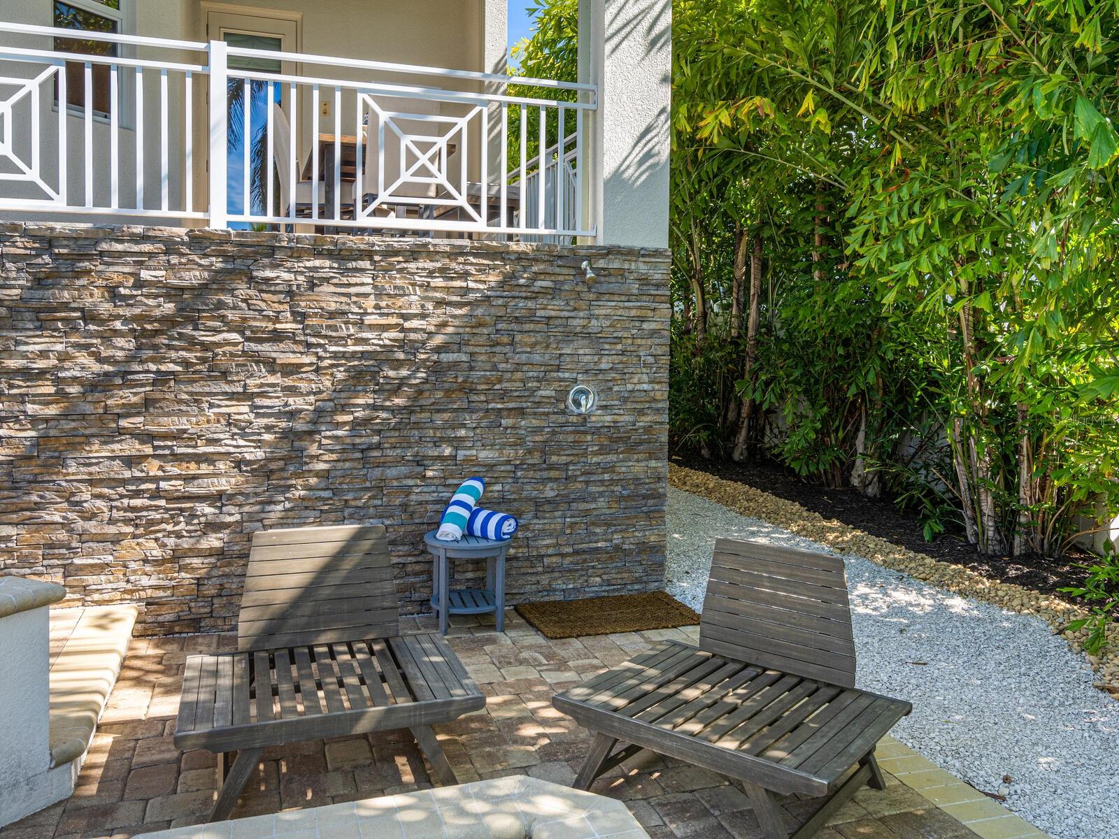 BAY ISLAND - Residential