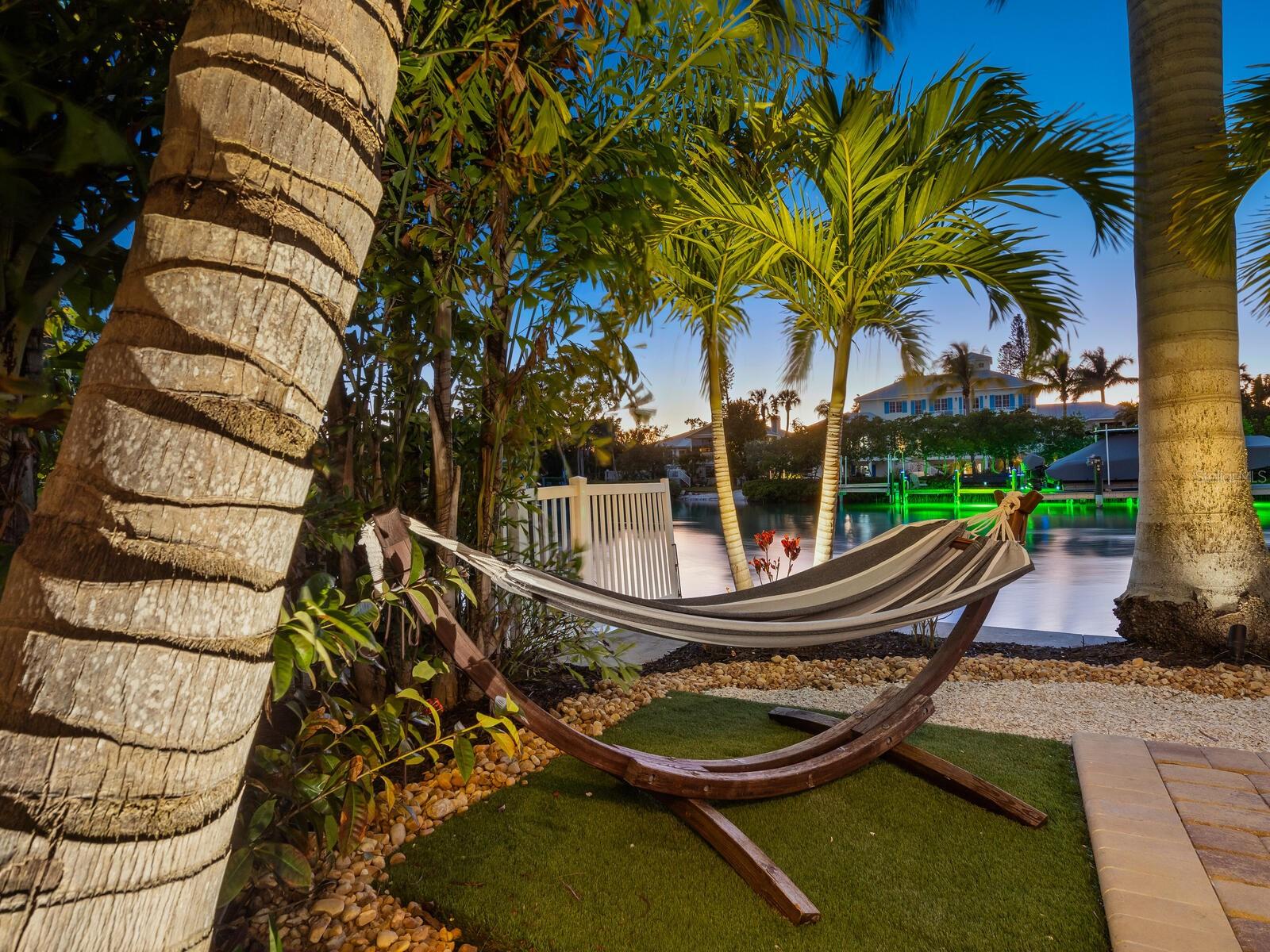 BAY ISLAND - Residential