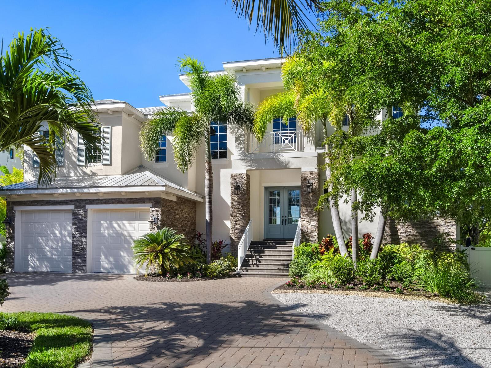 BAY ISLAND - Residential