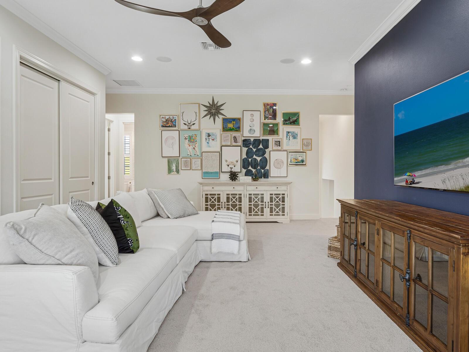 BAY ISLAND - Residential