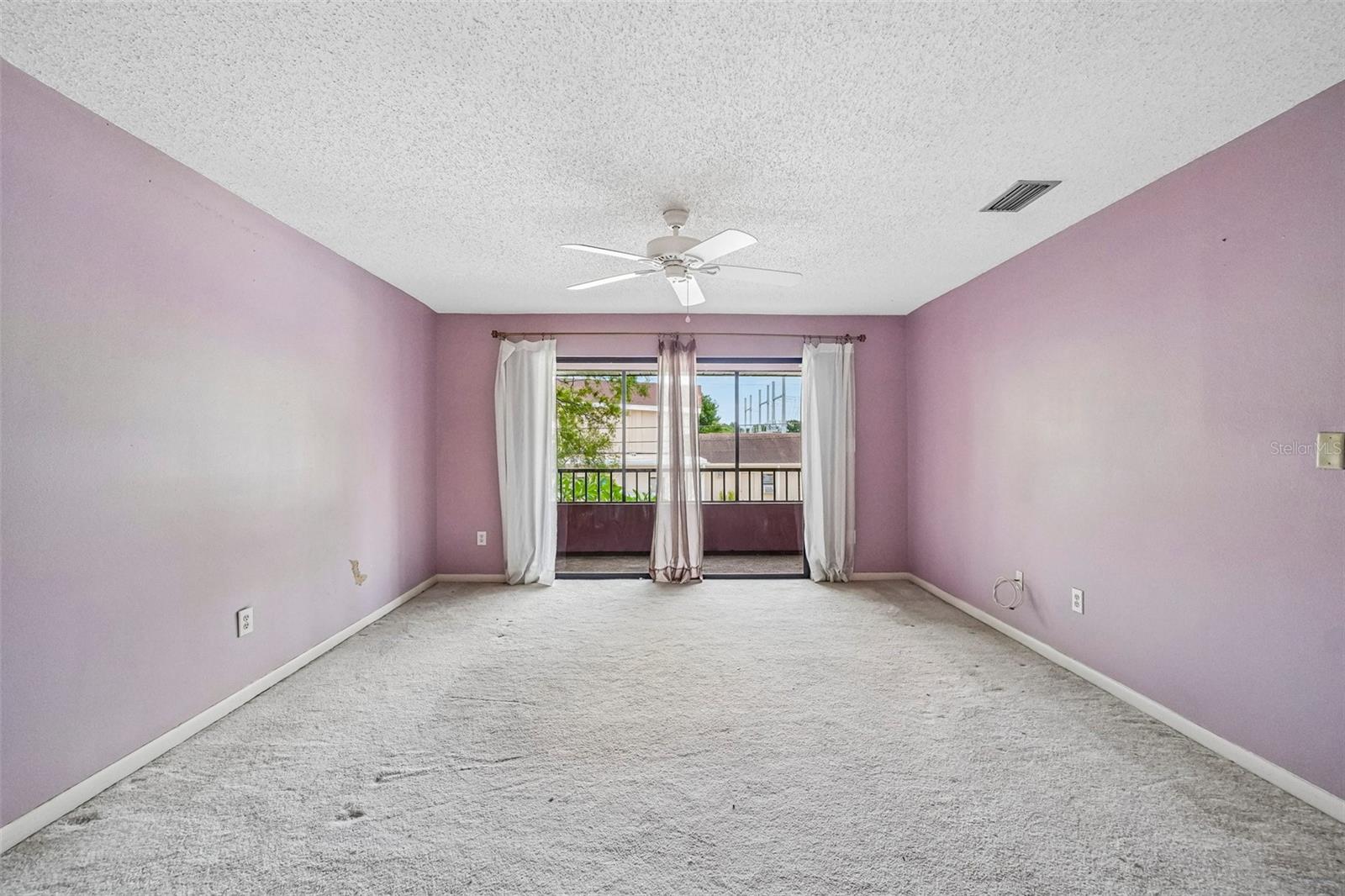 HARSHAW LAKE PARK CONDO - Residential