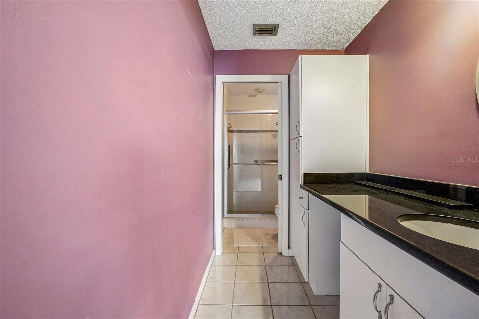 HARSHAW LAKE PARK CONDO - Residential