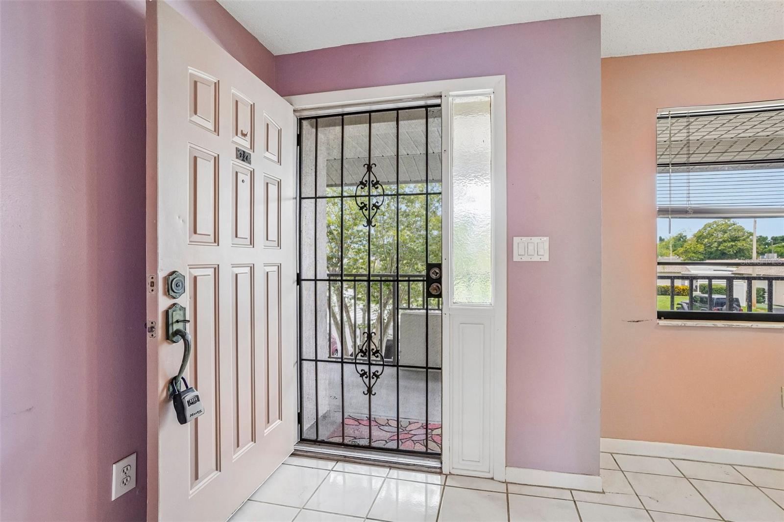 HARSHAW LAKE PARK CONDO - Residential