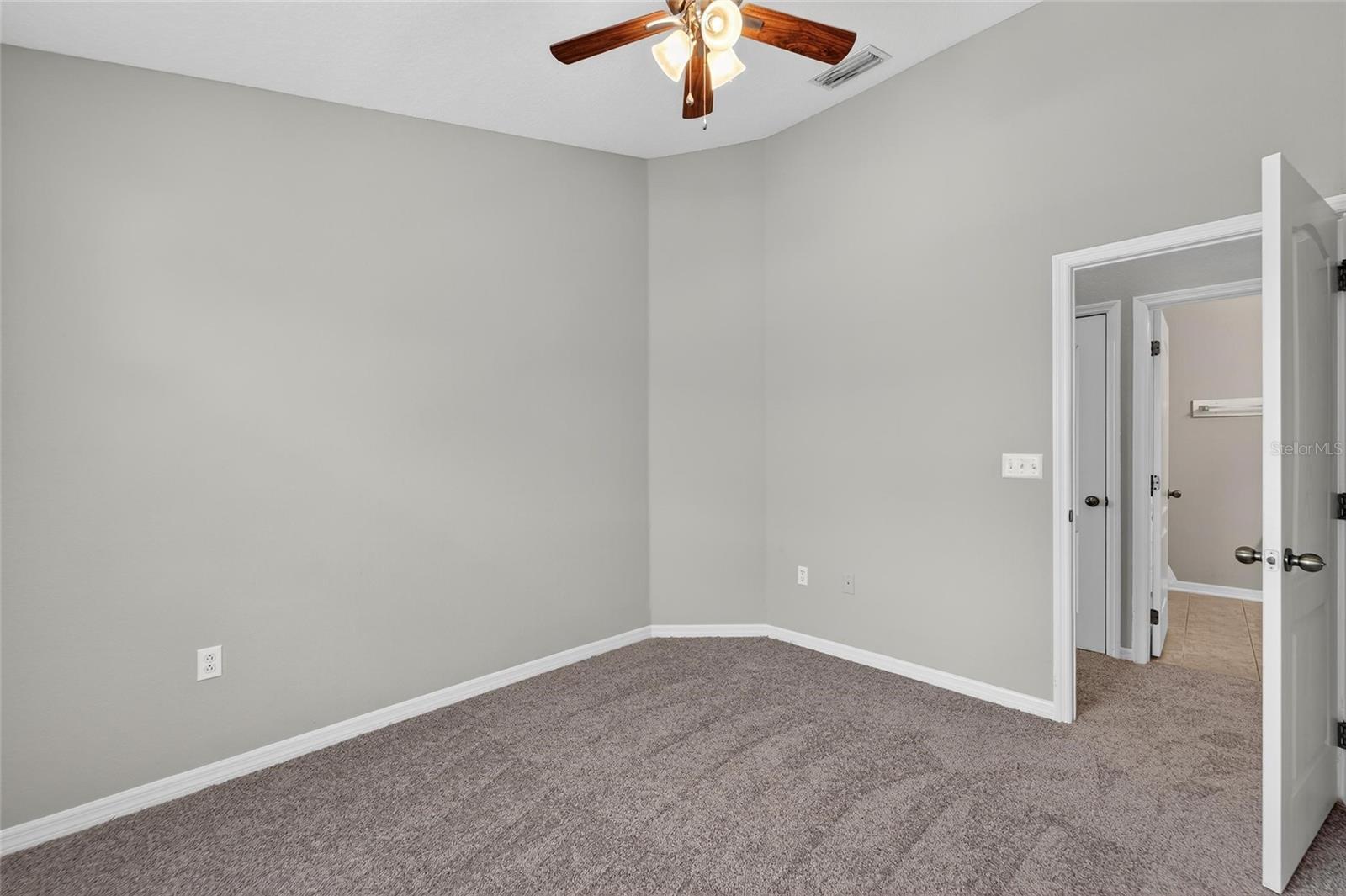 FISHHAWK RANCH PH 02 TR 12B - Residential