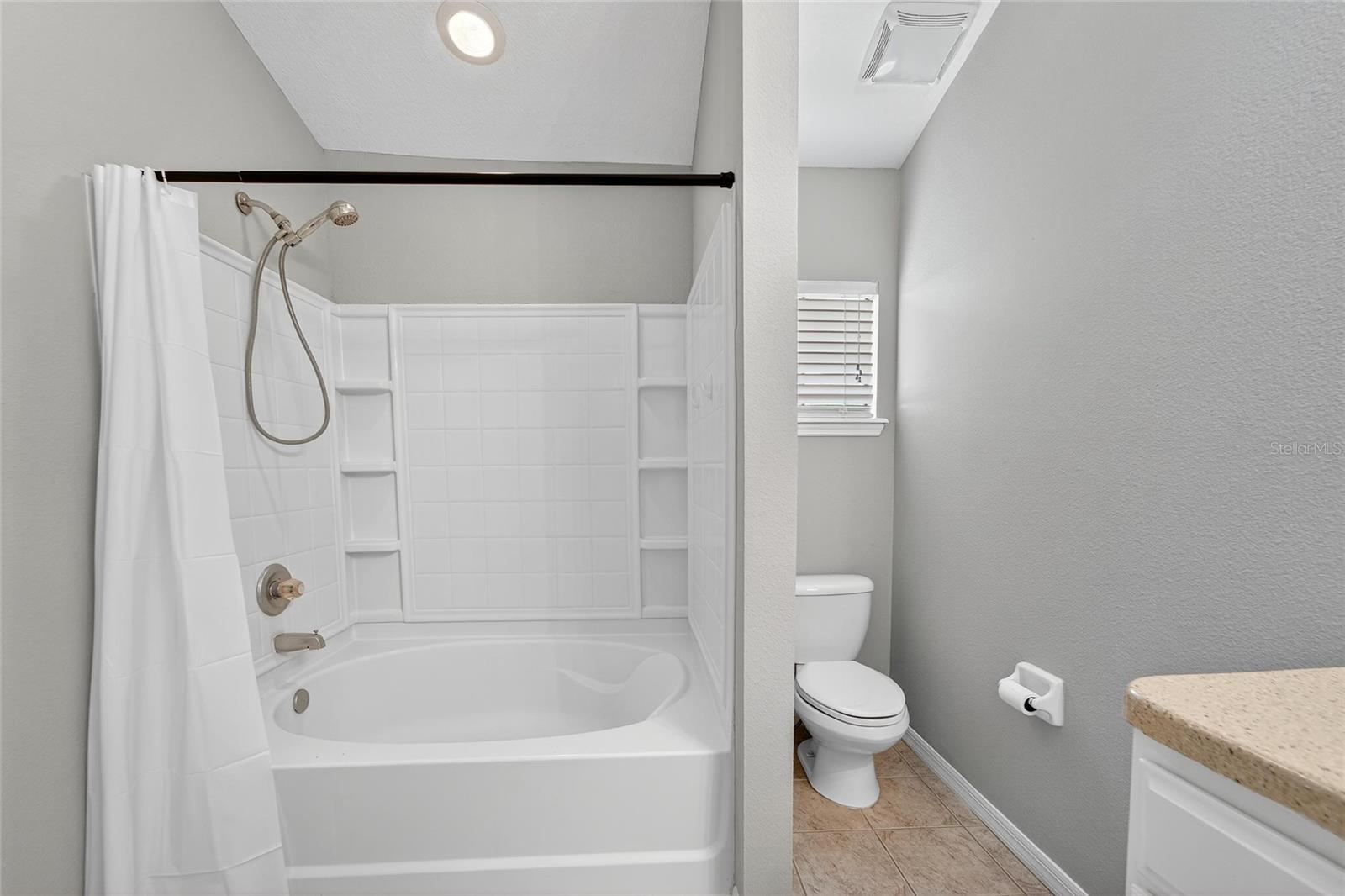 FISHHAWK RANCH PH 02 TR 12B - Residential