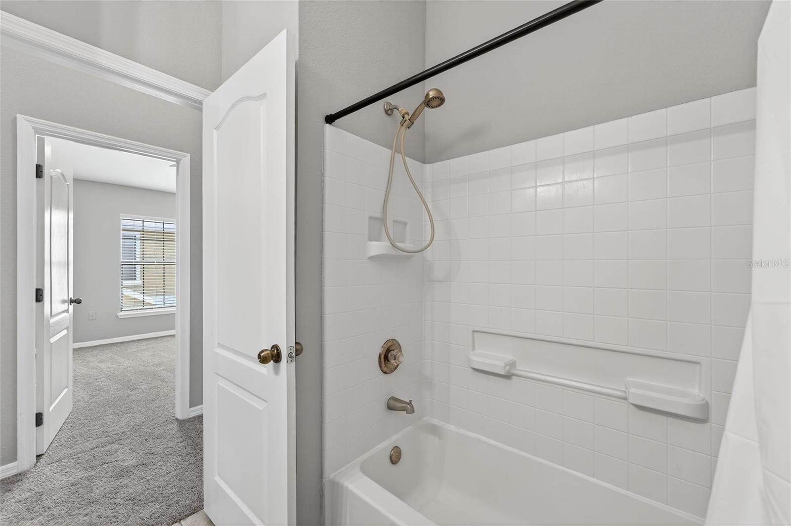 FISHHAWK RANCH PH 02 TR 12B - Residential
