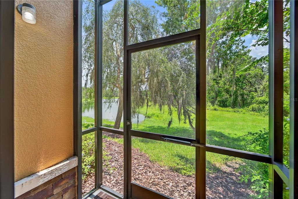 Photo of 16431 Kingletridge Avenue, Lithia, FL 33547 (MLS # TB8412625)