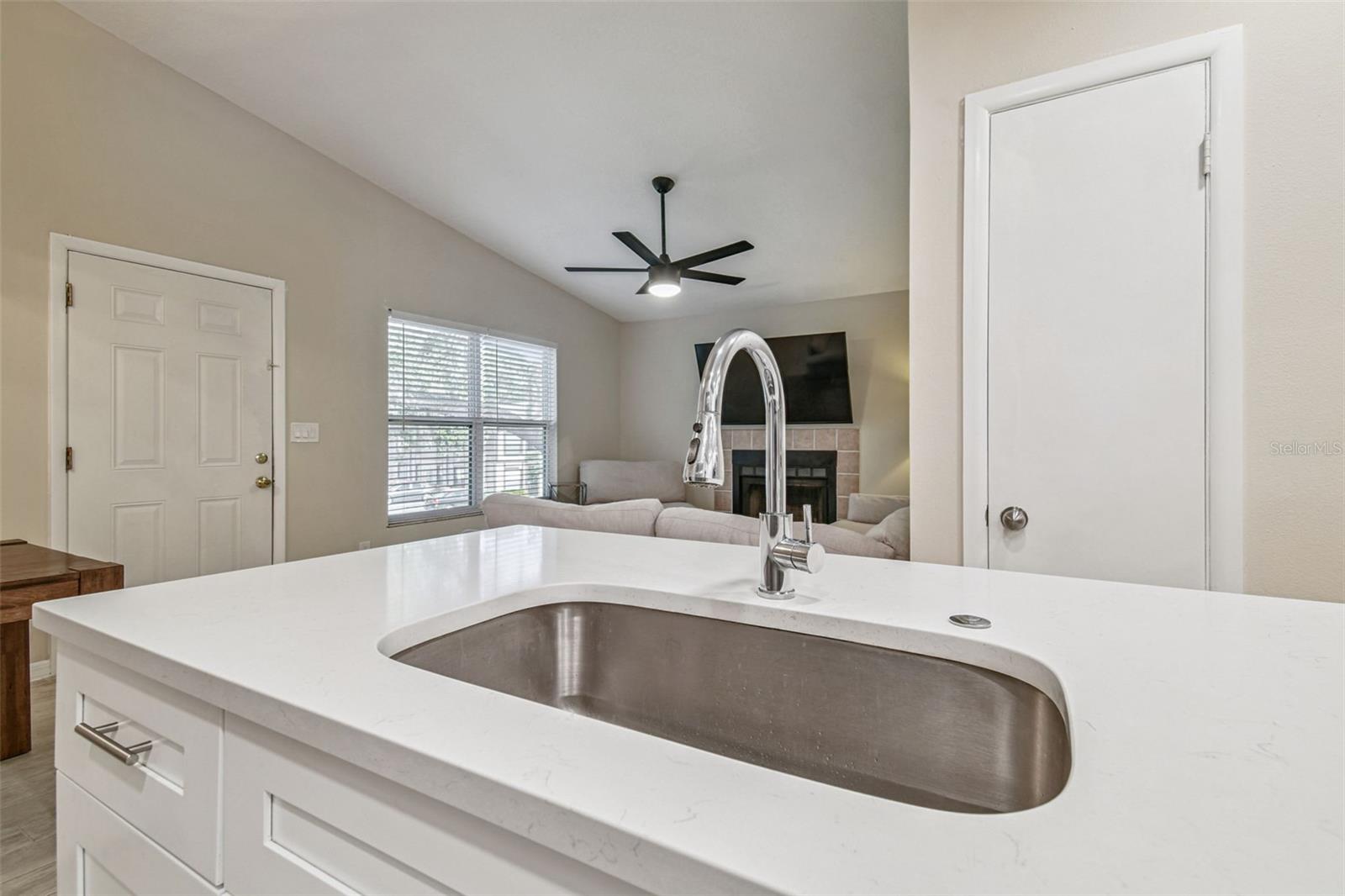 4033 DREAM OAK PLACE 202