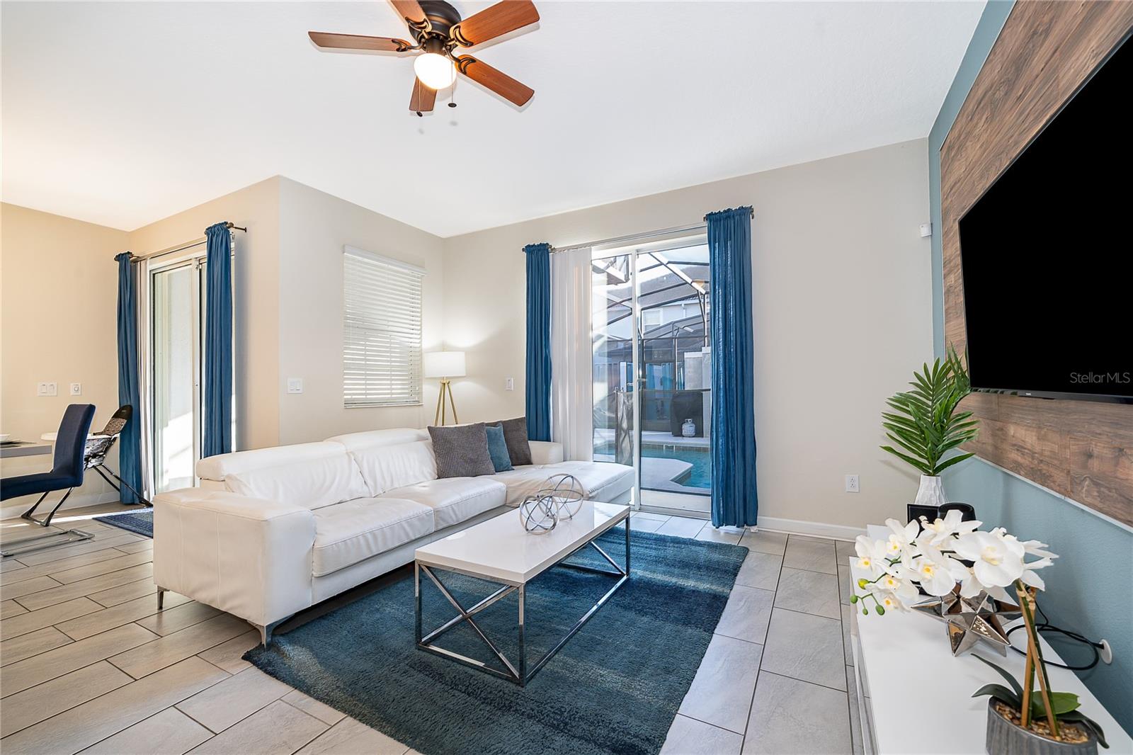 STOREY LAKE PH 3 - Residential